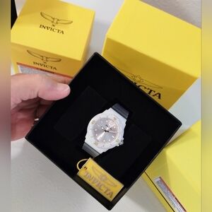 Invicta Sports Watch NIB White